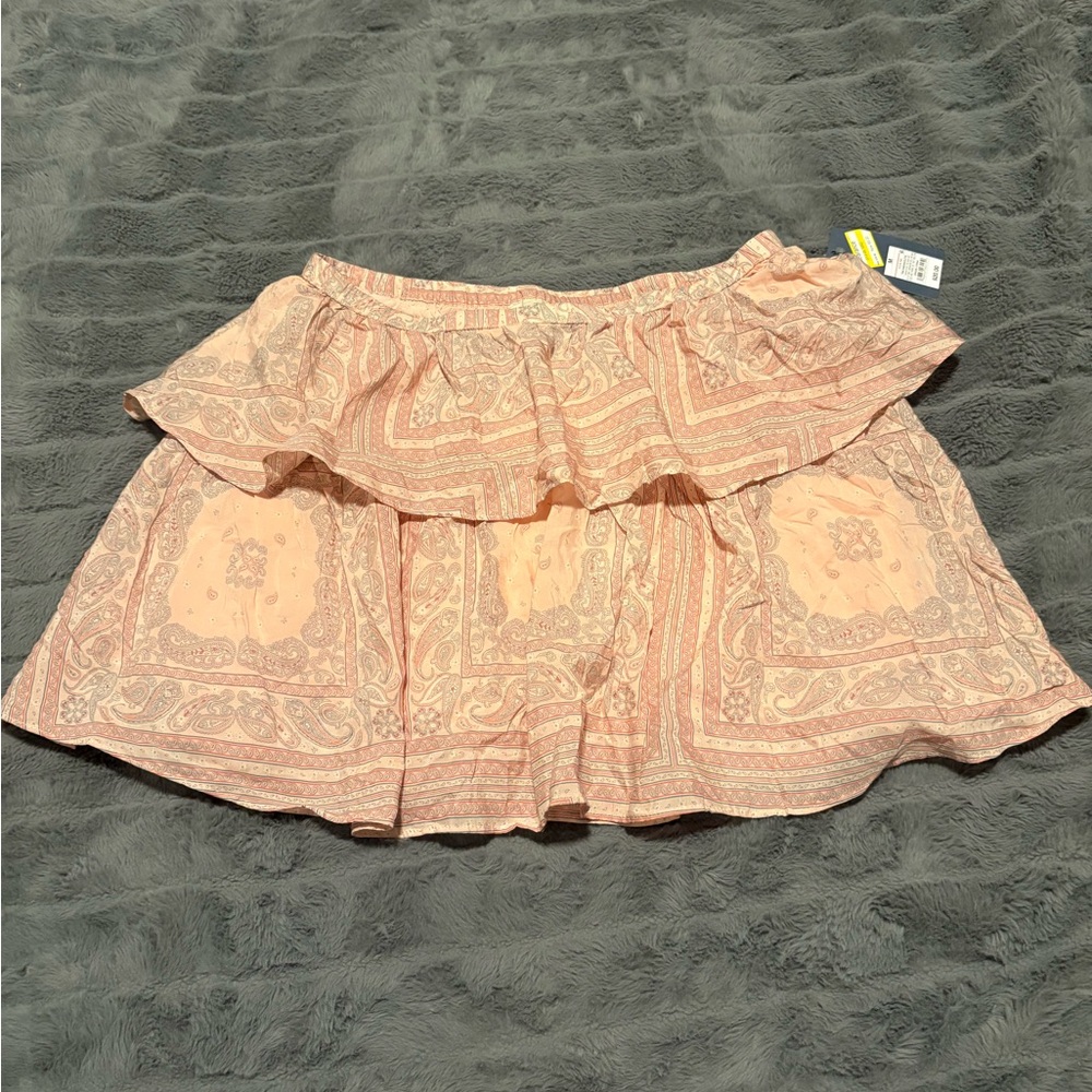 Universal Thread Peach-Pink Paisley Tiered Mini Skirt